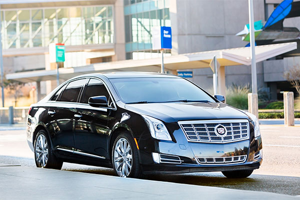Black Sedan - Hampton SUV Airport Service JFK LGA EWR